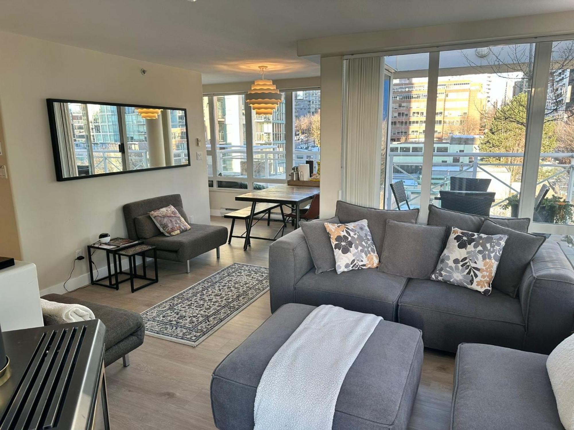 Penthouses Of Beach Ave バンクーバー エクステリア 写真