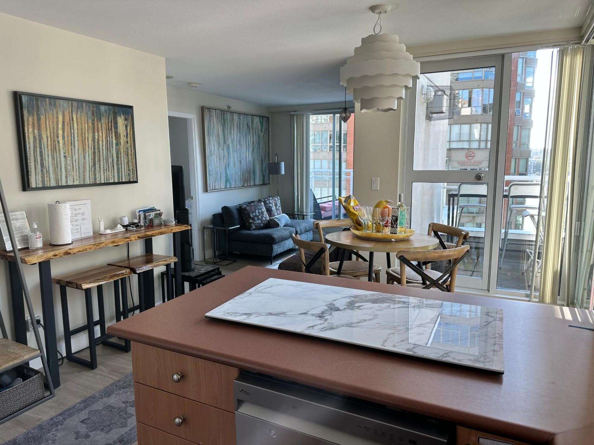Penthouses Of Beach Ave バンクーバー エクステリア 写真